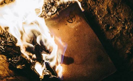 Common mistakes made when choosing a Cremation Urn and how to avoid them - PREMIUM URNS