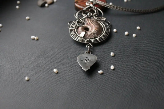 Discover the Emotive Power of Wearing Memorial Jewellery - PREMIUM URNS