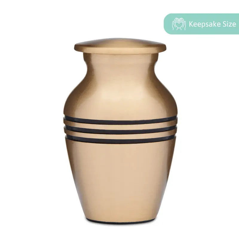 Safeguarding Memories: How to Store Essentials in Keepsake Jewellery - PREMIUM URNS