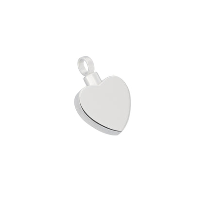 925 silver heart pendant with flat design, ideal for engraving. Elegant and minimalistic keepsake jewelry with a polished finish.